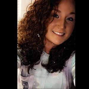 Meet your Posher, Sierra